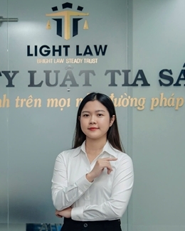 Chuyên viên pháp lý Đoàn Thị Kim Ngân