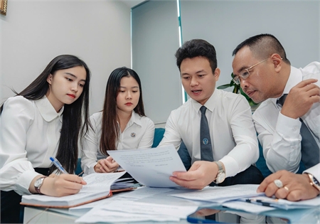 9 LÝ DO DOANH NGHIỆP NÊN THUÊ DỊCH VỤ THAY VÌ TỰ LÀM