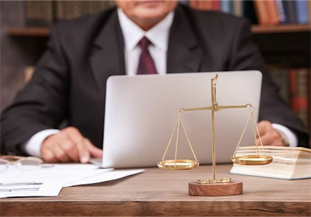 PHÁP CHẾ CHO CÔNG TY CÓ THẬT SỰ CẦN KHÔNG?