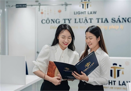PHÁP LÝ HỘ KINH DOANH QUÁ RỐI? GÓI DỊCH VỤ TRỌN GÓI TỪ TIA SÁNG LAW GIÚP BẠN AN TÂM KINH DOANH 